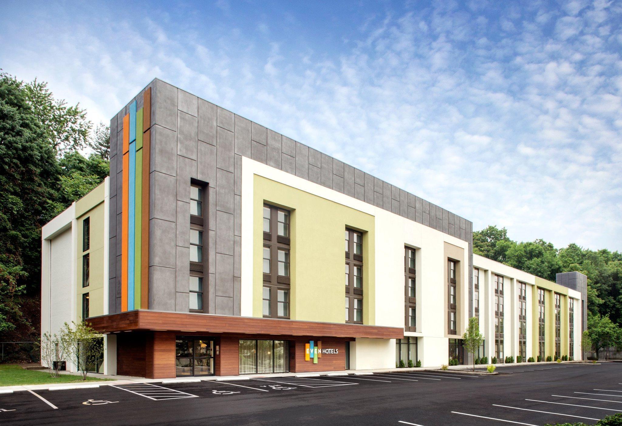 Even Hotel Norwalk By Ihg Bagian luar foto