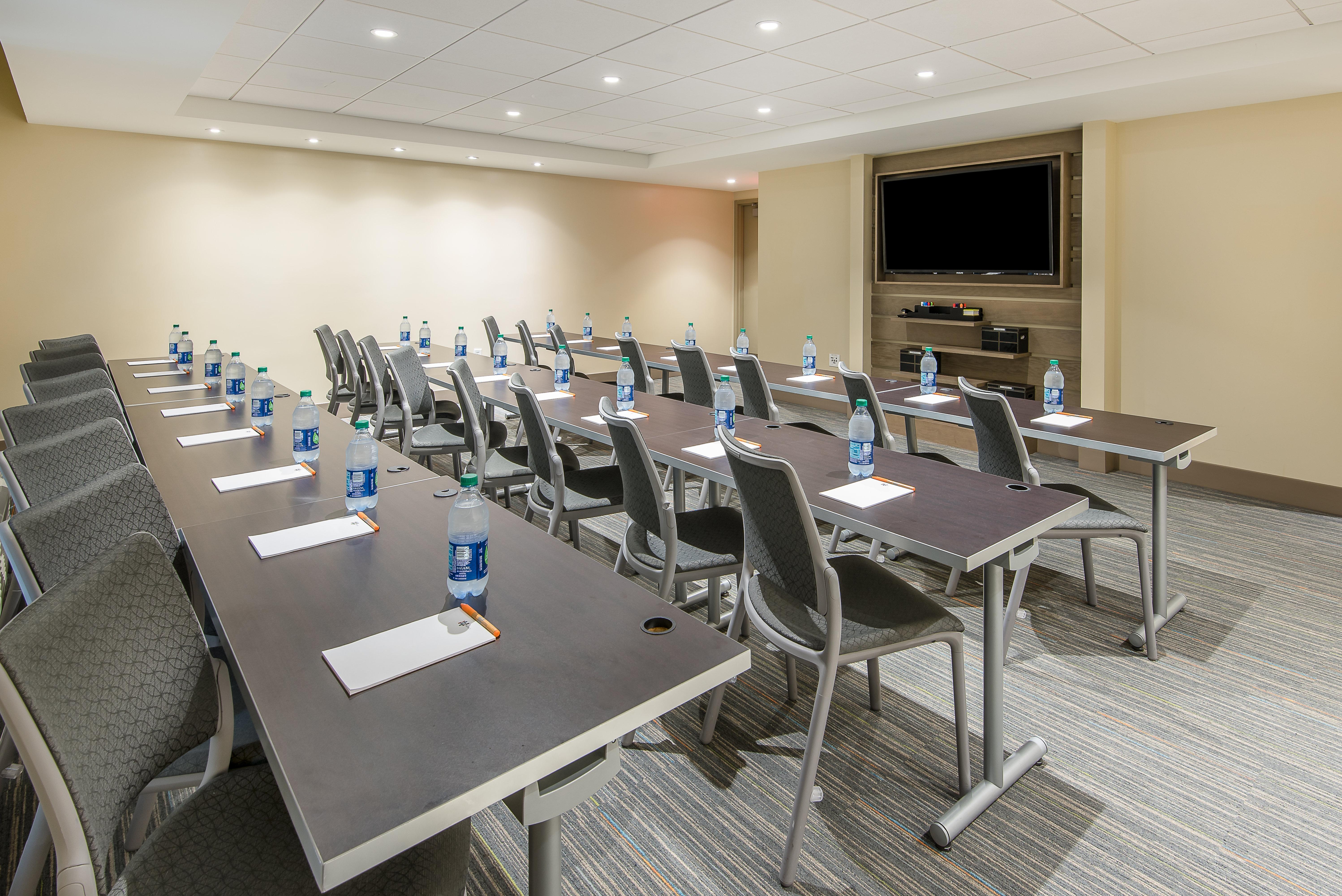 Even Hotel Norwalk By Ihg Bagian luar foto