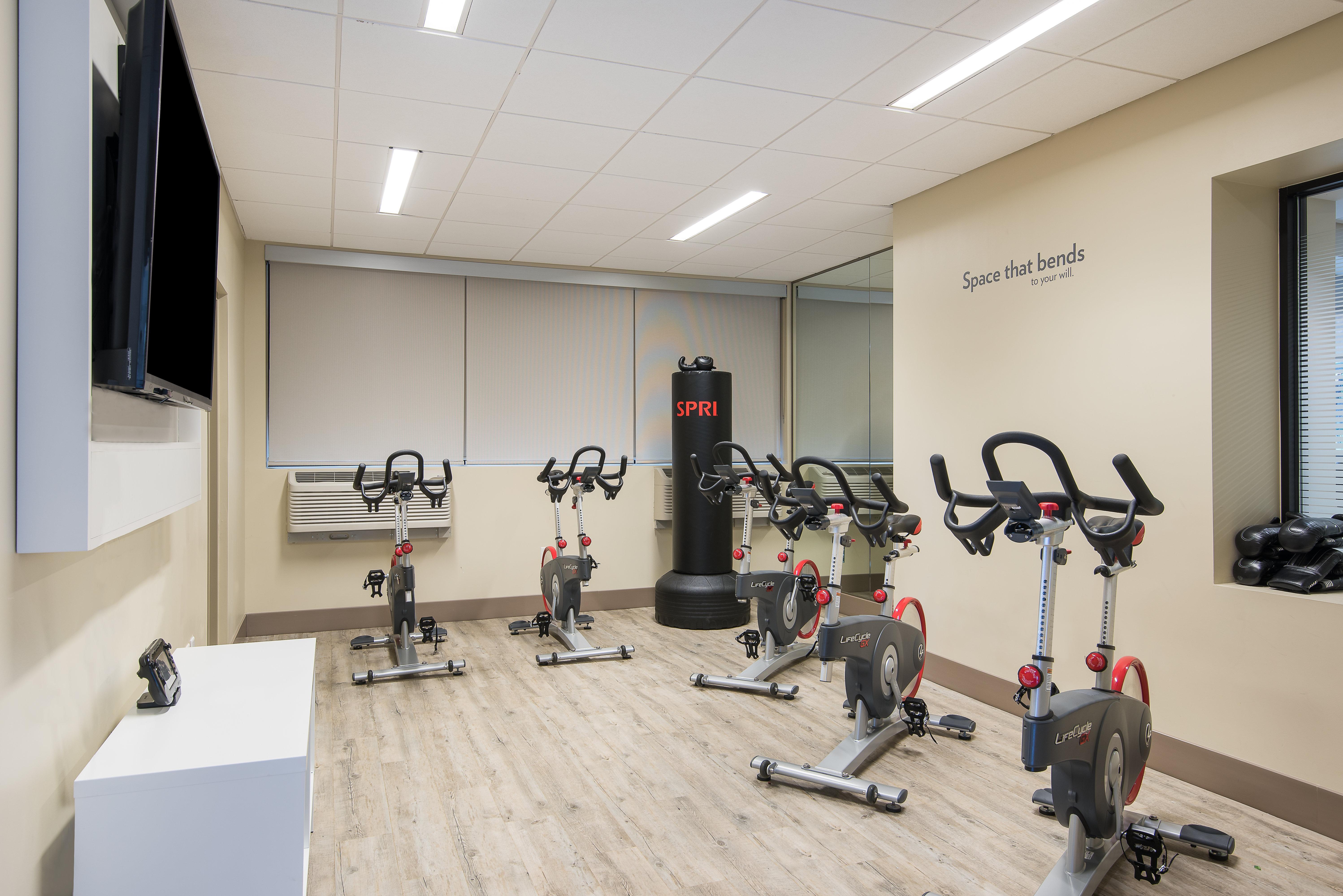 Even Hotel Norwalk By Ihg Bagian luar foto